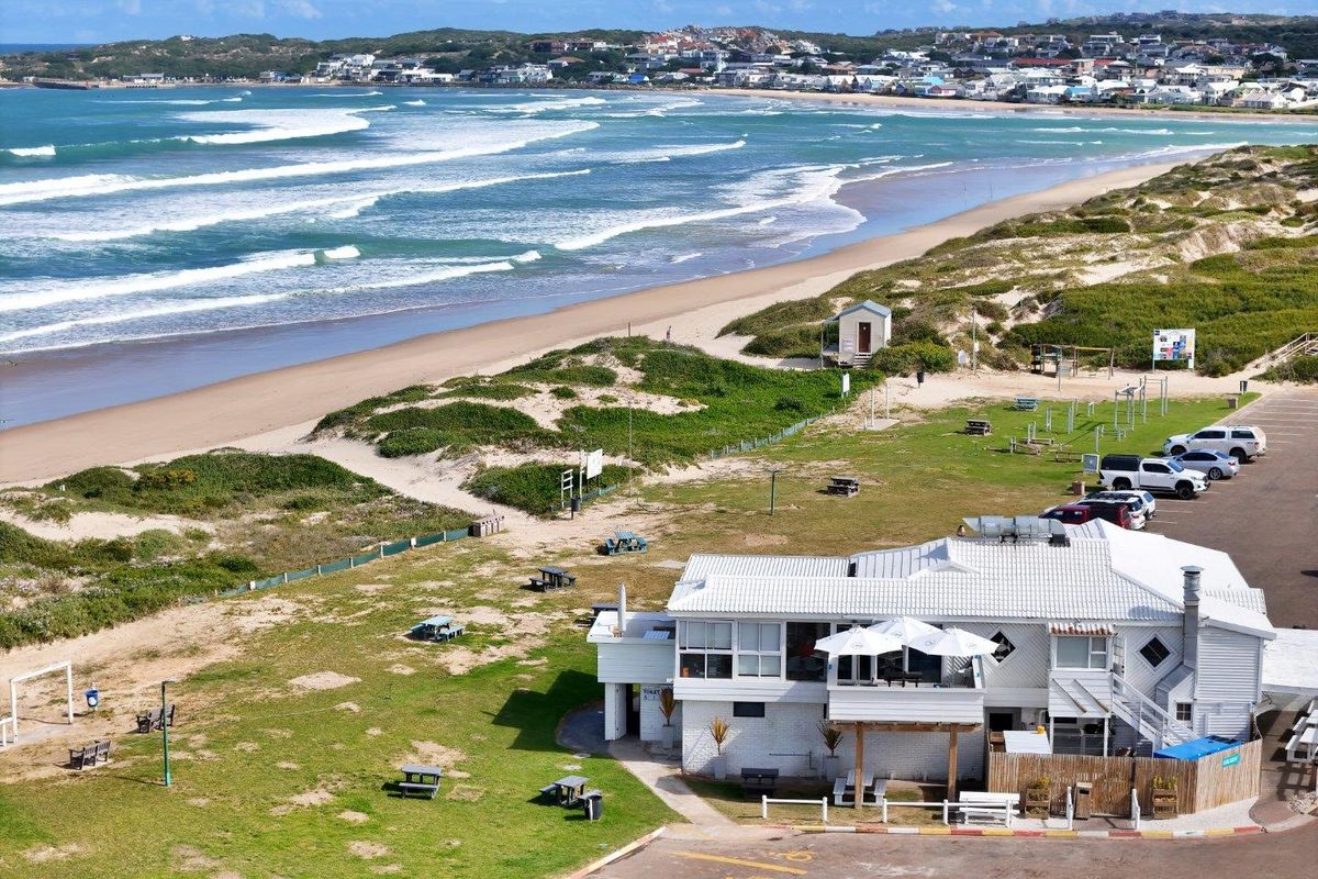 Apartment For Sale in Stilbaai Oos, Stilbaai - Photo 3