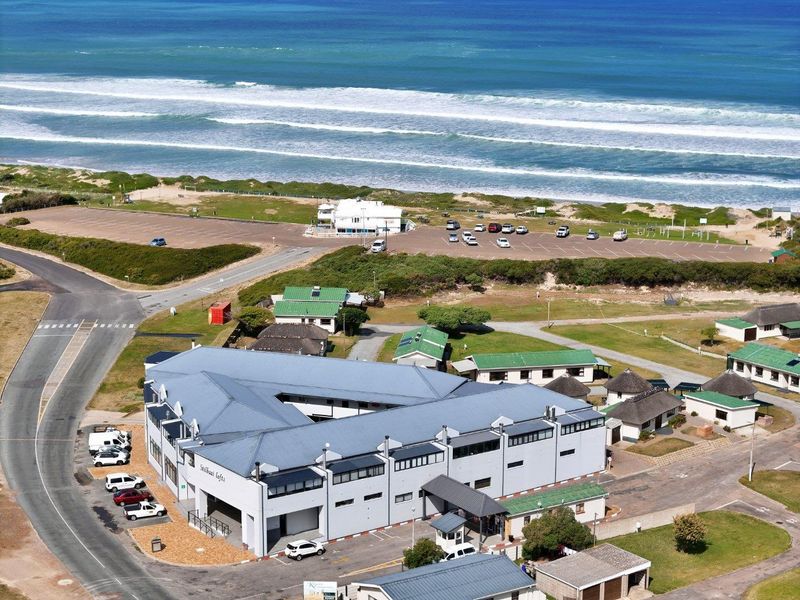 Apartment For Sale in Stilbaai Oos, Stilbaai - Photo 4
