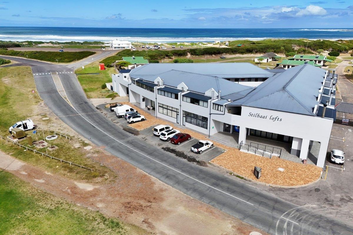 Apartment For Sale in Stilbaai Oos, Stilbaai - Photo 2