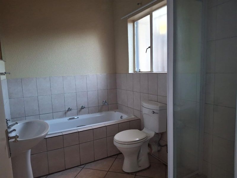 Apartment available in Willowbrook, Roodepoort, Cambridge, The Campus, Willowbrooke, Roodepoort - Photo 5