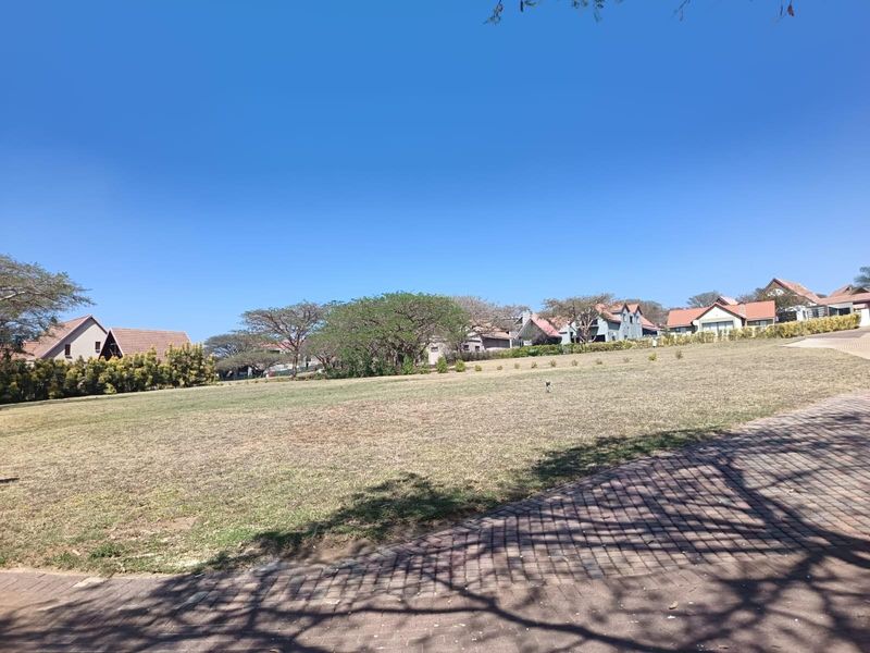 Elegant 5-Bedroom Luxury Home at Vygeboom Dam - Photo 8