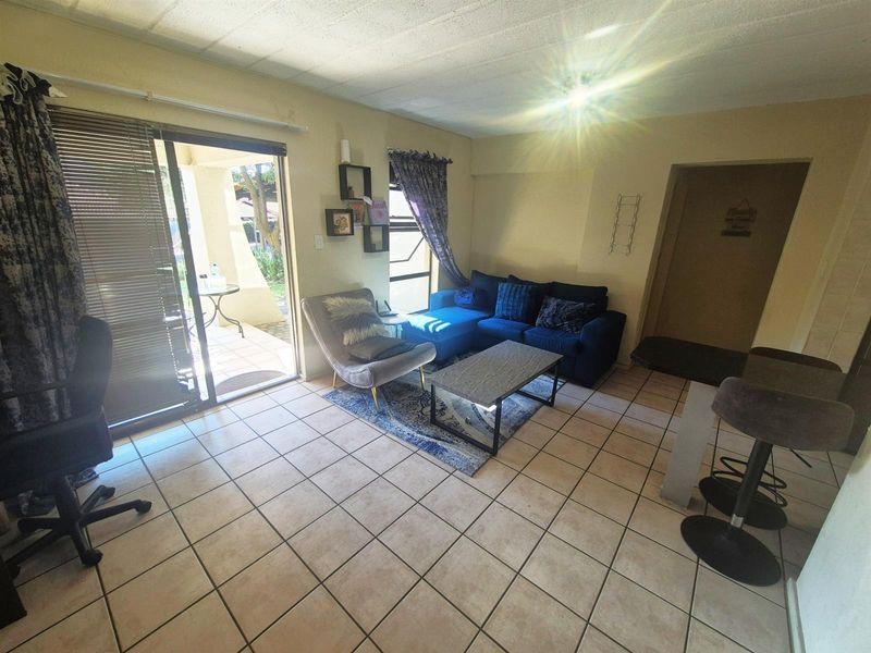 Apartment For Sale in Maroeladal, Randburg - Photo 9