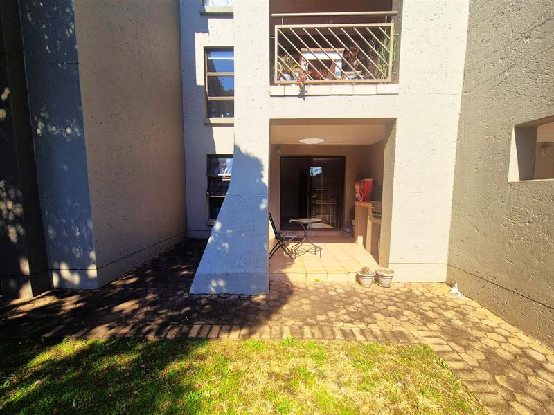 Apartment For Sale in Maroeladal, Randburg - Photo 6