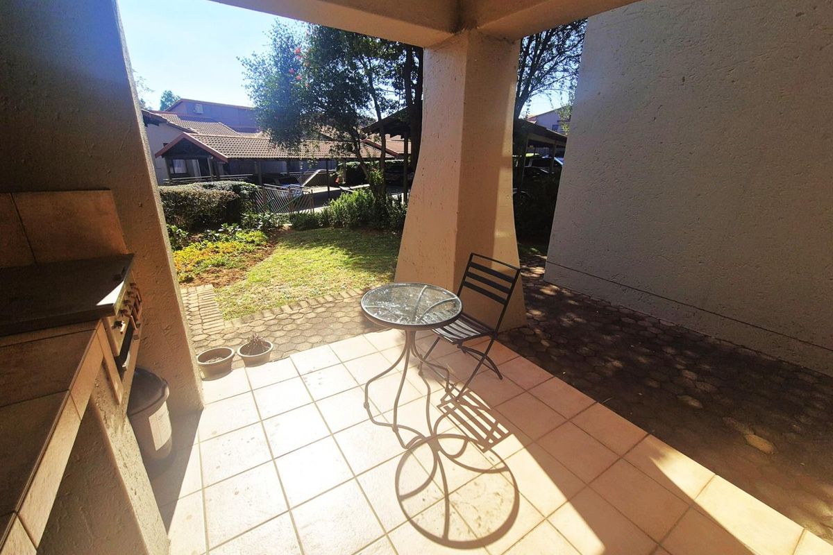 Apartment For Sale in Maroeladal, Randburg - Photo 5