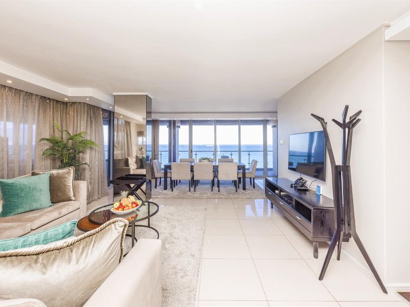LUXURY PENTHOUSE LIVING IN BLOUBERG - Photo 7