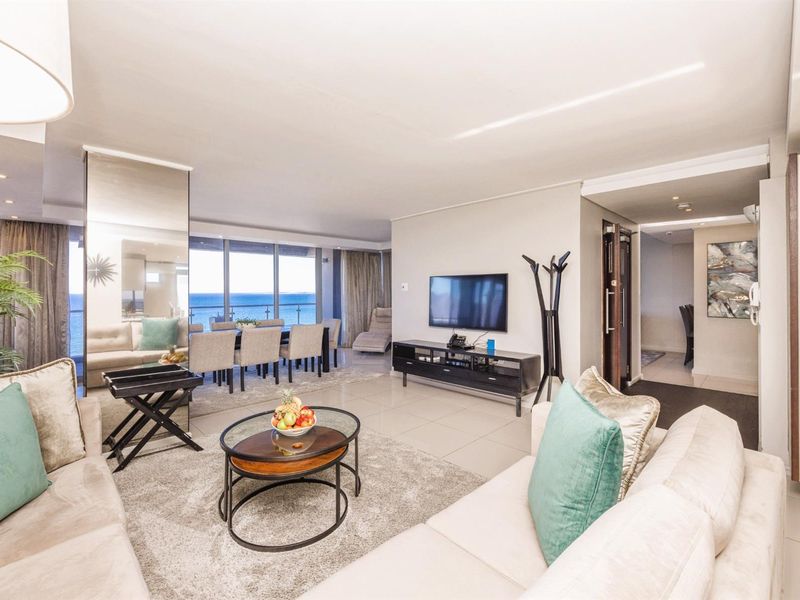 LUXURY PENTHOUSE LIVING IN BLOUBERG - Photo 6