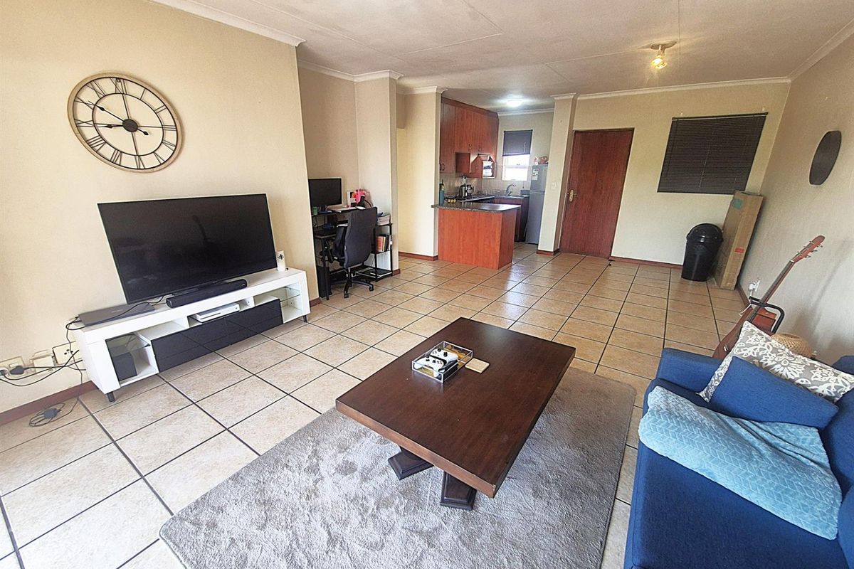 Apartment For Sale in Sunninghill, Sandton - Photo 5