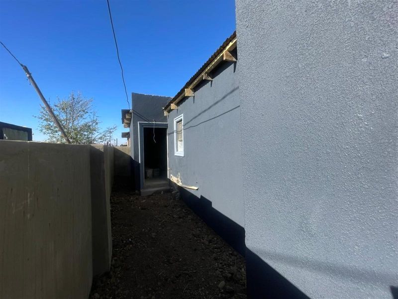 House For Sale in Boitumelo, Sebokeng - Photo 4