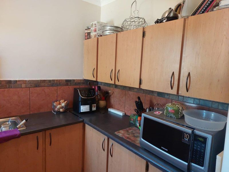 House For Sale in Ladismith - Photo 9