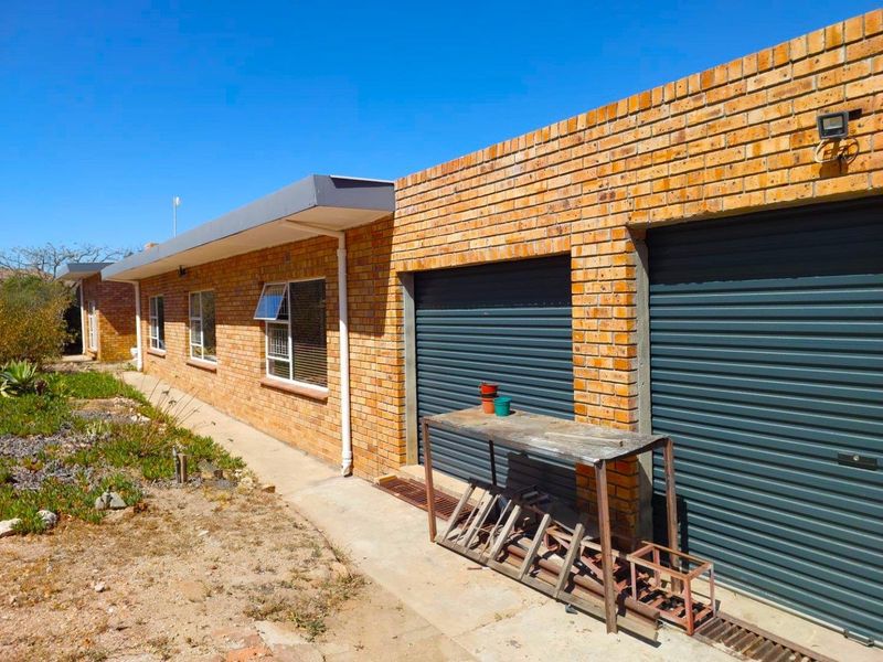 House For Sale in Ladismith - Photo 5