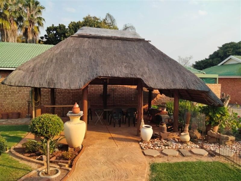 House For Sale in Small Estate - Bela Bela - Photo 2