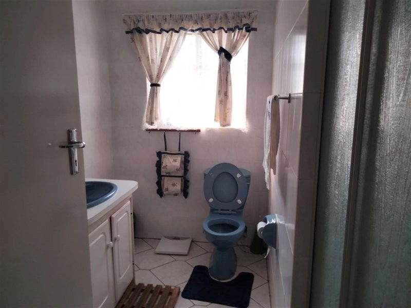 House For Sale in Small Estate - Bela Bela - Photo 8