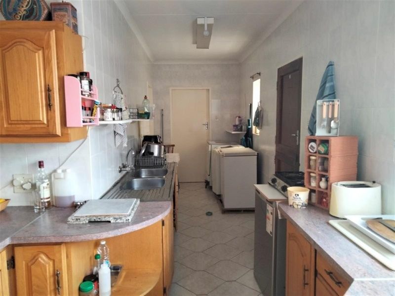 House For Sale in Small Estate - Bela Bela - Photo 6