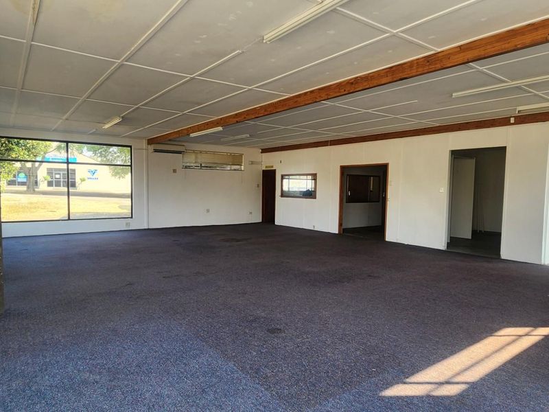 Versatile Commercial Space for Sale in Dundee - Ideal for Workshop, Storage, Office Use and more - Photo 3