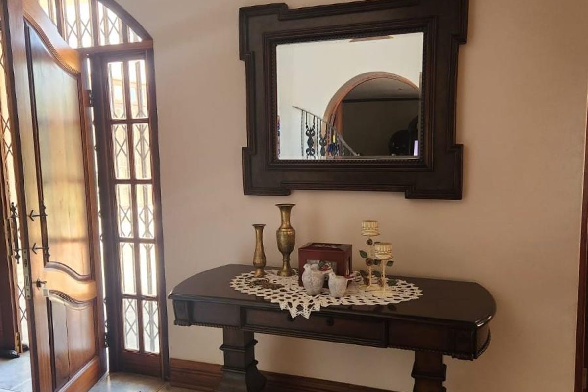 Grand Estate for sale in Wilkoppies | Luxury, Lifestyle, Limitless Possibilities - Photo 2