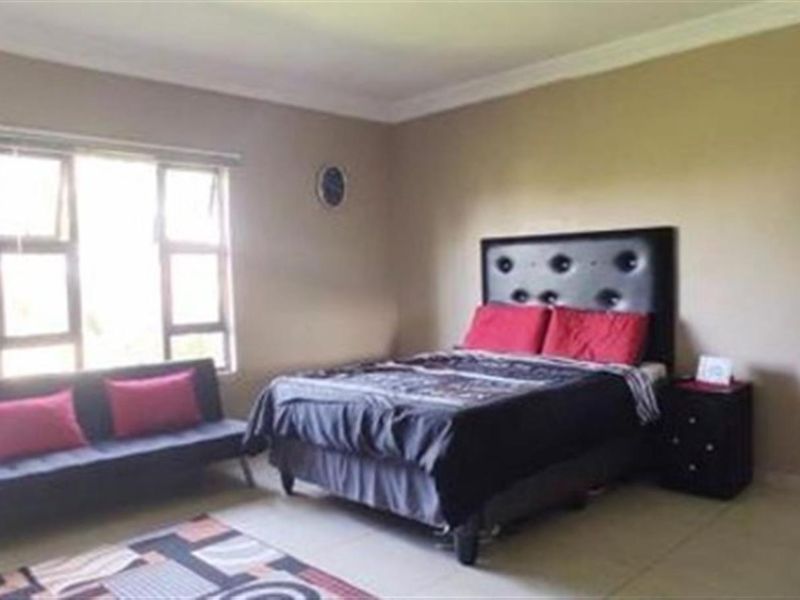 House To Rent in Port Edward KwaZulu Natal - Photo 6