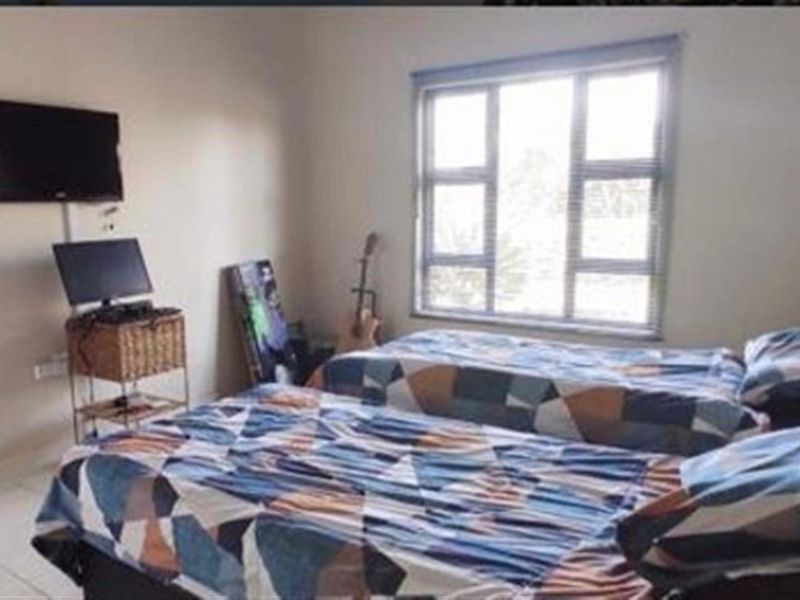 House To Rent in Port Edward KwaZulu Natal - Photo 7