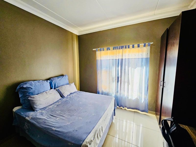 Townhouse For Sale in Winchester Hills, Johannesburg - Photo 6