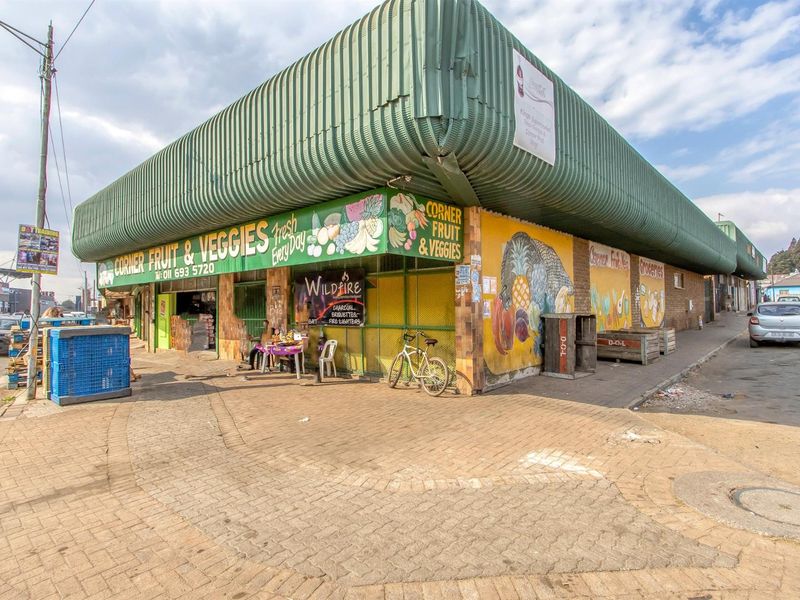 Prime Corner Commercial Property For Sale in Randfontein Central, Randfontein - Photo 2