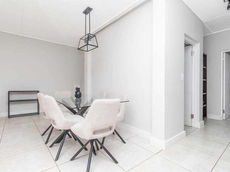 Furnished Garden Apartment For Sale in The Polofields, Waterfall, Midrand - Photo 5