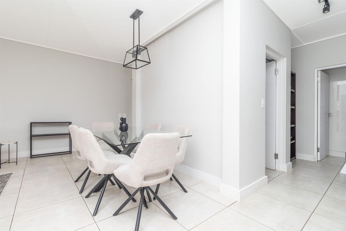 Furnished Garden Apartment For Sale in The Polofields, Waterfall, Midrand - Photo 5