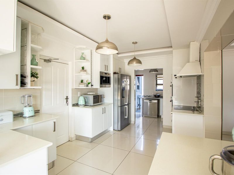 House For Sale in The Coves, Hartbeespoort, North West - Photo 3