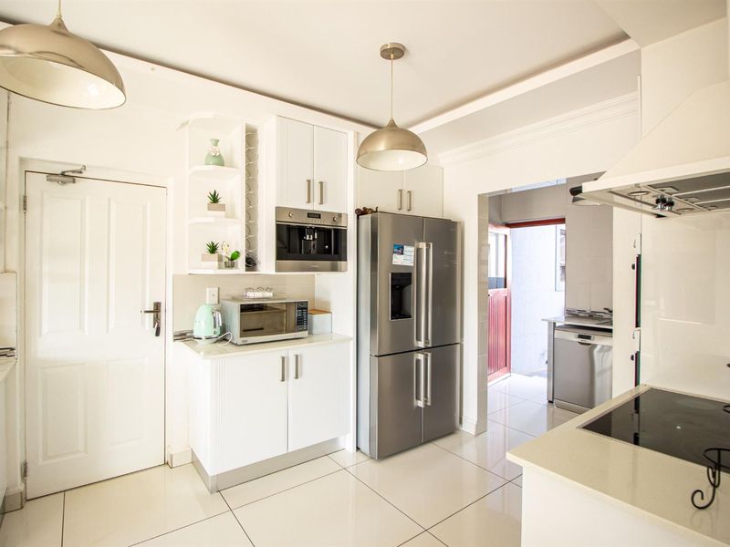 House For Sale in The Coves, Hartbeespoort, North West - Photo 6