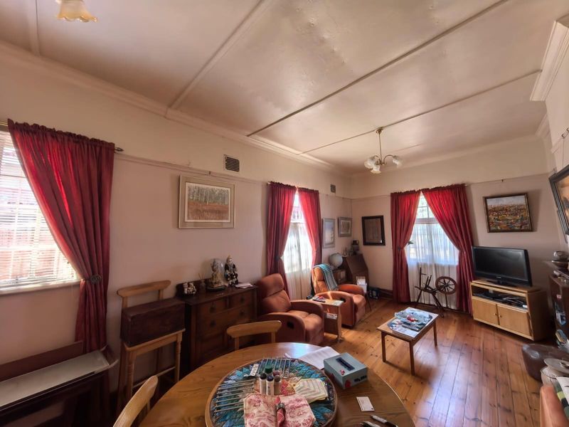 Discover Timeless Elegance in This Charming Home! - Photo 5