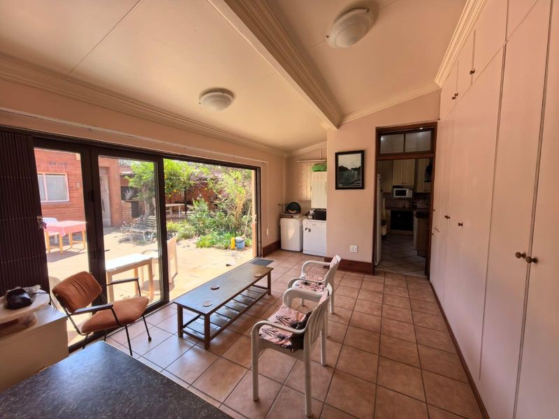 Discover Timeless Elegance in This Charming Home! - Photo 8