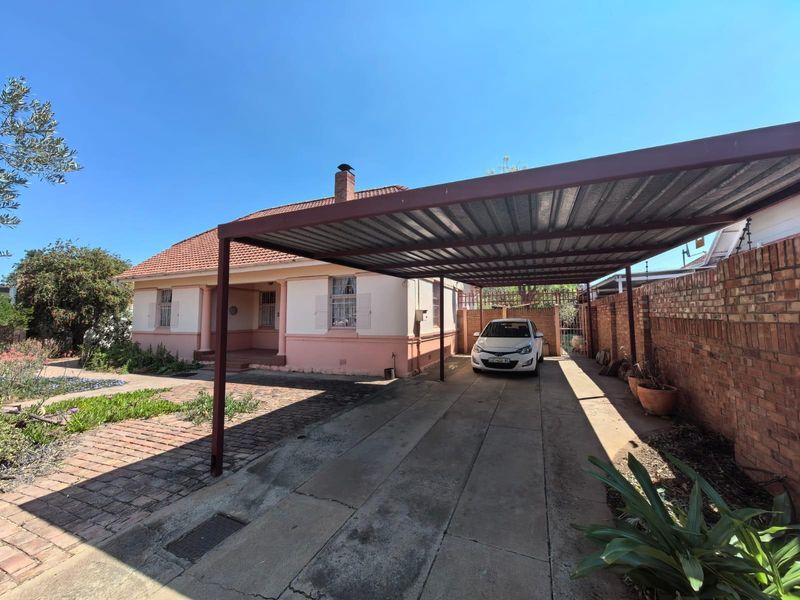 Discover Timeless Elegance in This Charming Home! - Photo 2