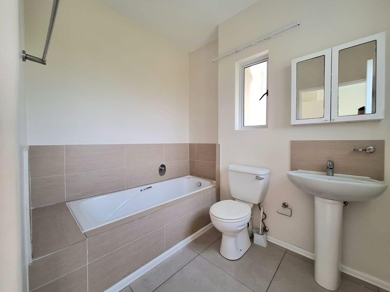 Second Floor Apartment with Balcony in Sheffield Manor - Photo 9