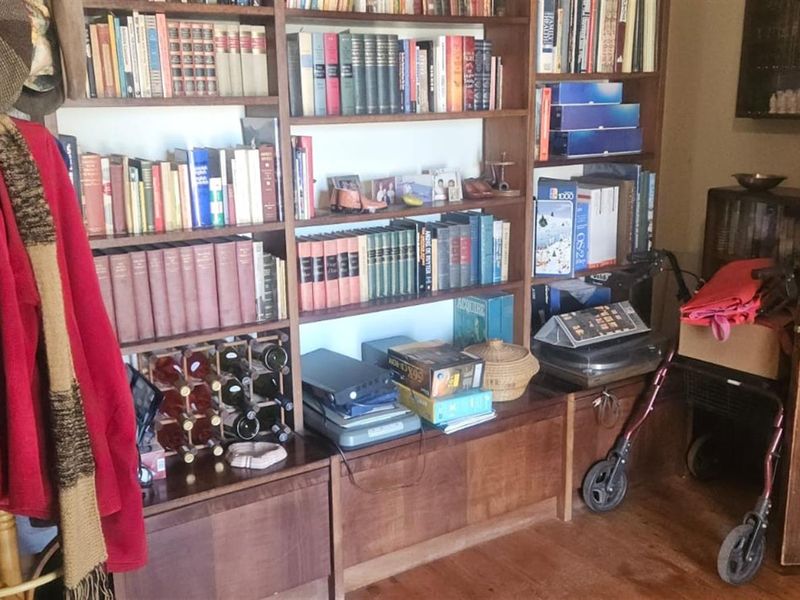 This delightful home offers a blend of comfort, charm, and practical living spaces-perfect for famil - Photo 8