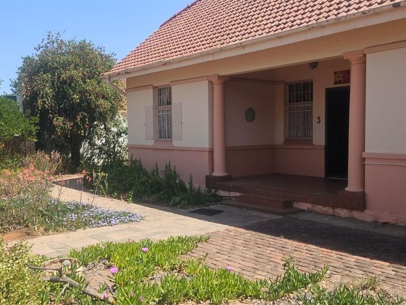 This delightful home offers a blend of comfort, charm, and practical living spaces-perfect for famil - Photo 3