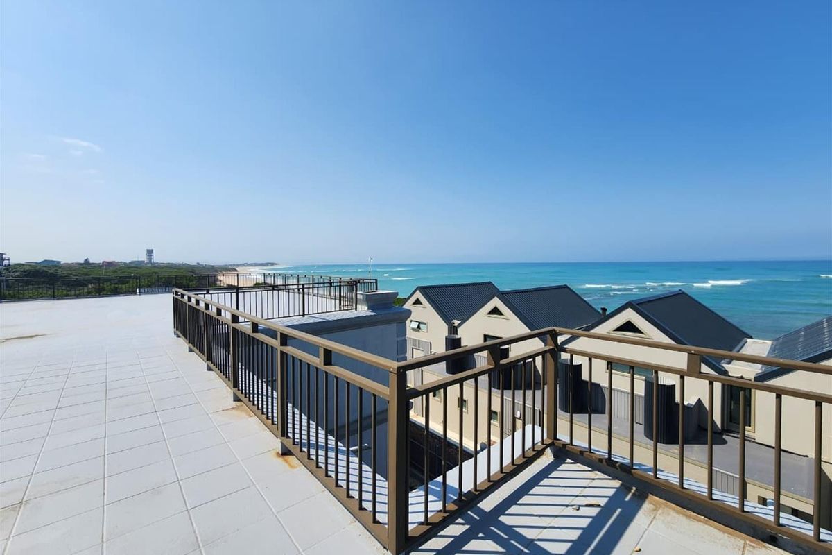 Exclusive Multi Unit Coastal Home in Paradise Beach with exceptional views and access to beach - Photo 2