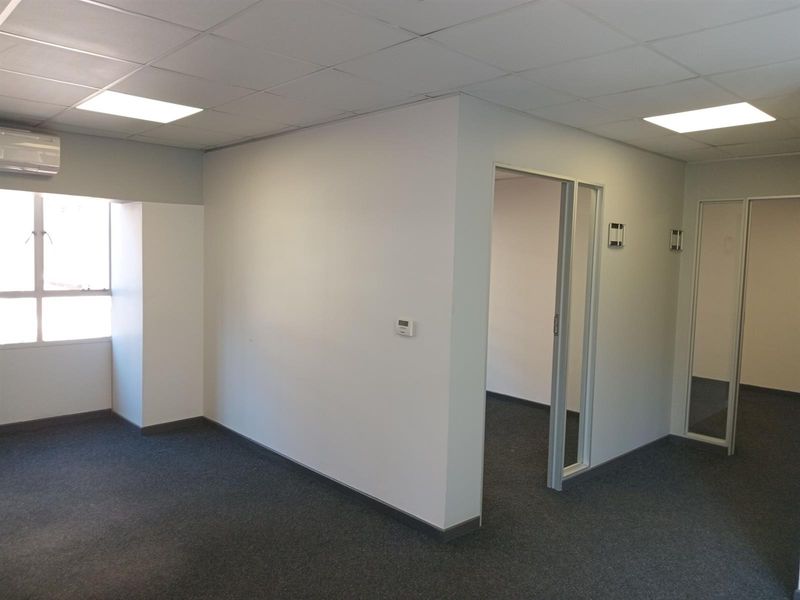 Office To Rent in Braamfontein, Johannesburg - Photo 7