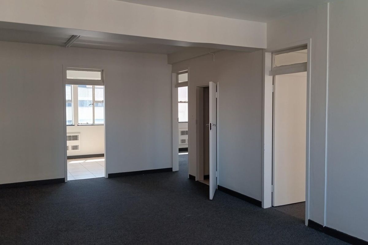 Office To Rent in Braamfontein, Johannesburg - Photo 3