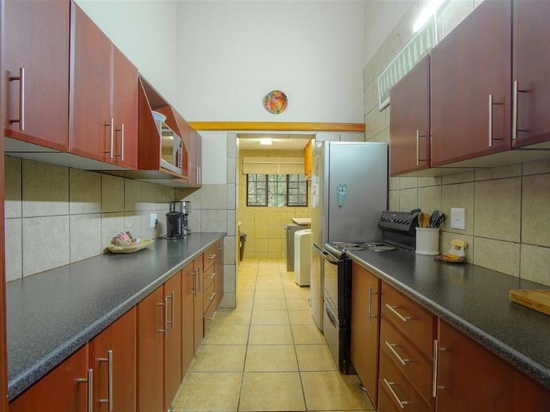 Peaceful Haven that combines modern living with the natural wonders of the bushveld in Marloth Park - Photo 8