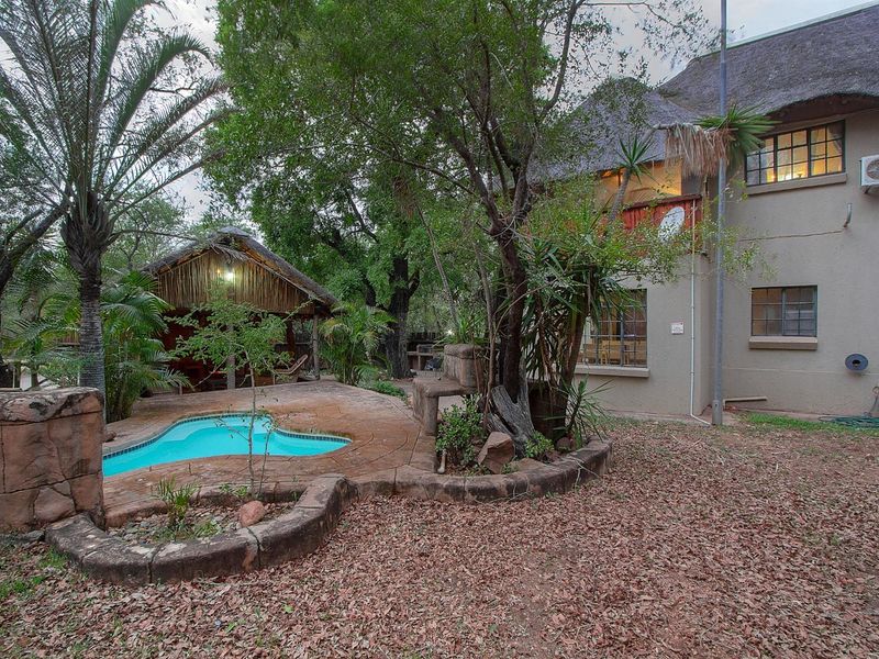 Peaceful Haven that combines modern living with the natural wonders of the bushveld in Marloth Park - Photo 3