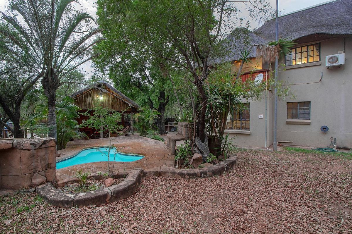 Peaceful Haven that combines modern living with the natural wonders of the bushveld in Marloth Park - Photo 3