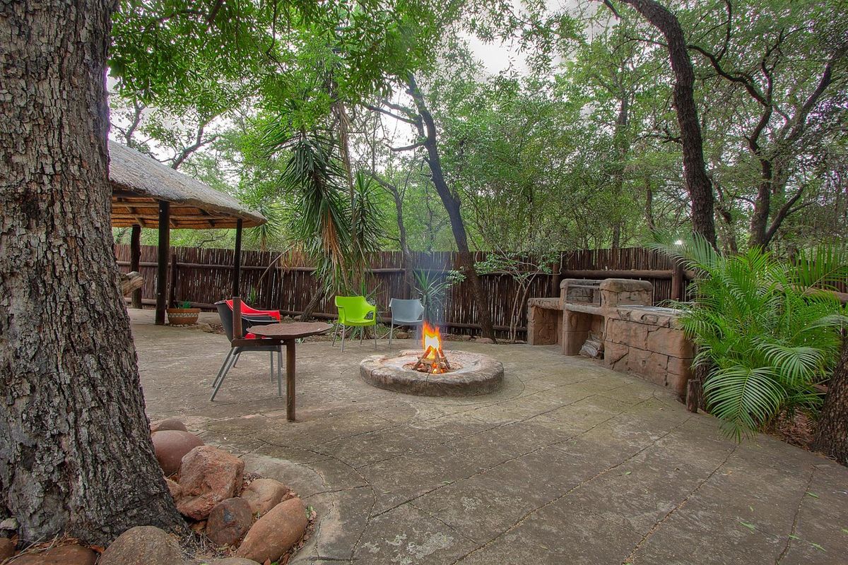 Peaceful Haven that combines modern living with the natural wonders of the bushveld in Marloth Park - Photo 4