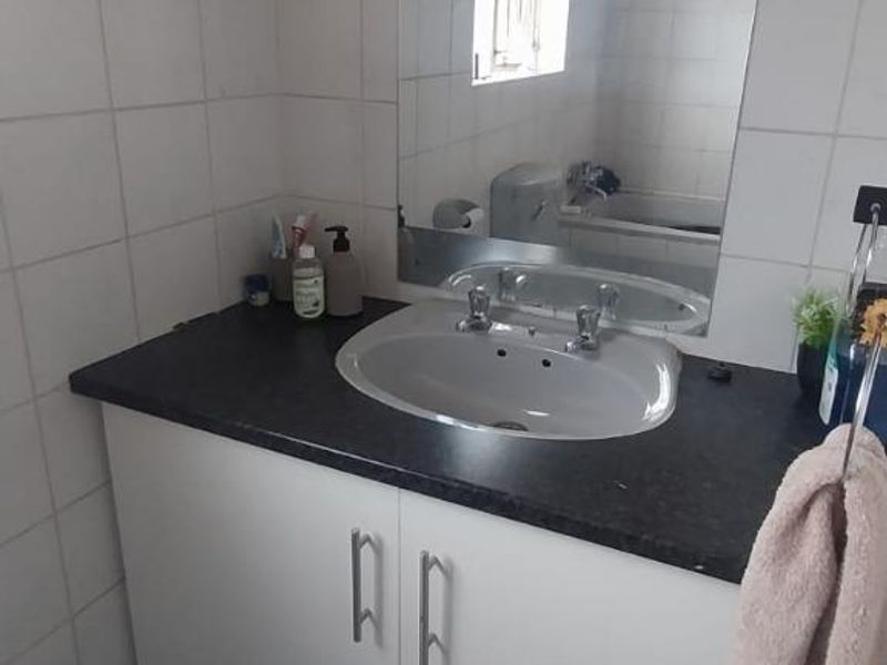 A Place to Call Your Own: Style Meets Charm! - Photo 9