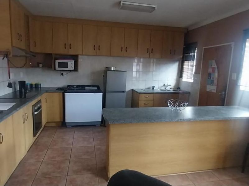 A Place to Call Your Own: Style Meets Charm! - Photo 3