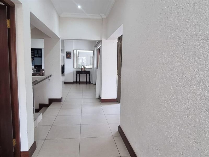 House For Sale in Matumi Golf Estate, Nelspruit - Photo 8
