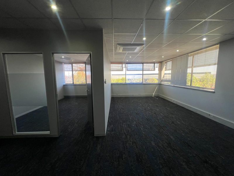 A-Grade 172m2 Office To Let | Woodlands Office Park, Woodmead, Sandton - Photo 6