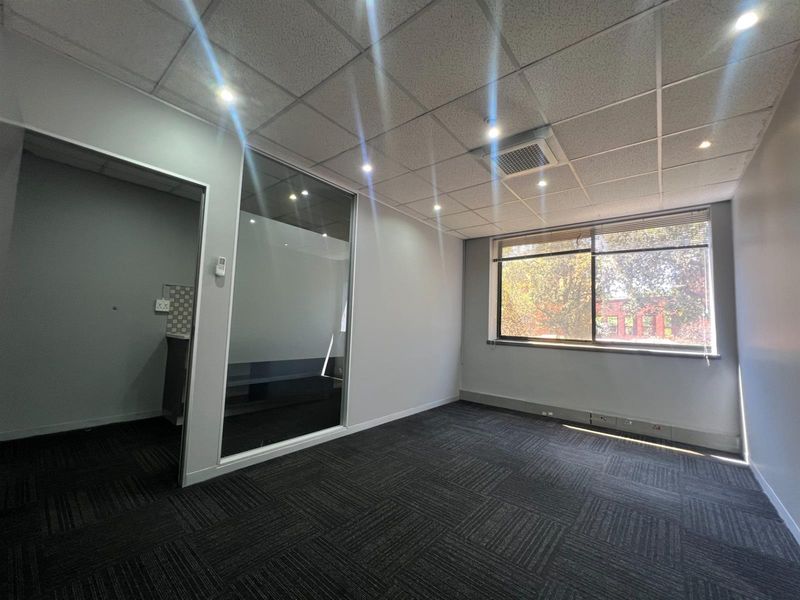 A-Grade 172m2 Office To Let | Woodlands Office Park, Woodmead, Sandton - Photo 5
