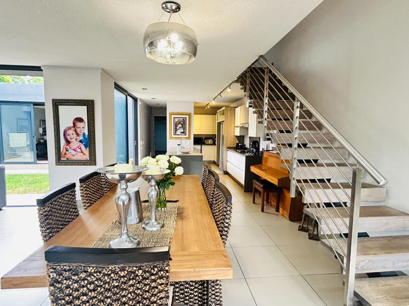 4-Bedroom All En-Suite Home in Secure Complex in Waterkloof Ridge, Pretoria - Photo 7