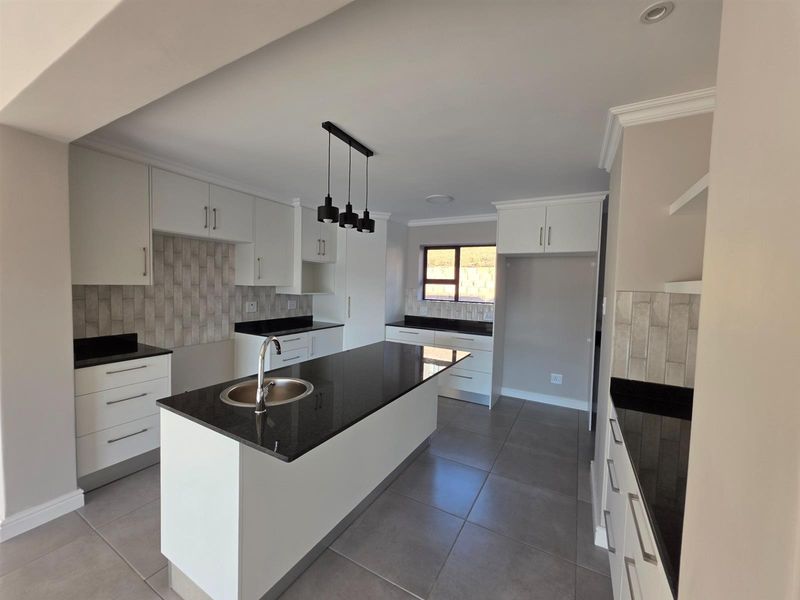 House For Sale in Hartenbos - Photo 7