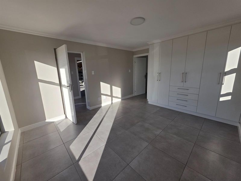 House For Sale in Hartenbos - Photo 2