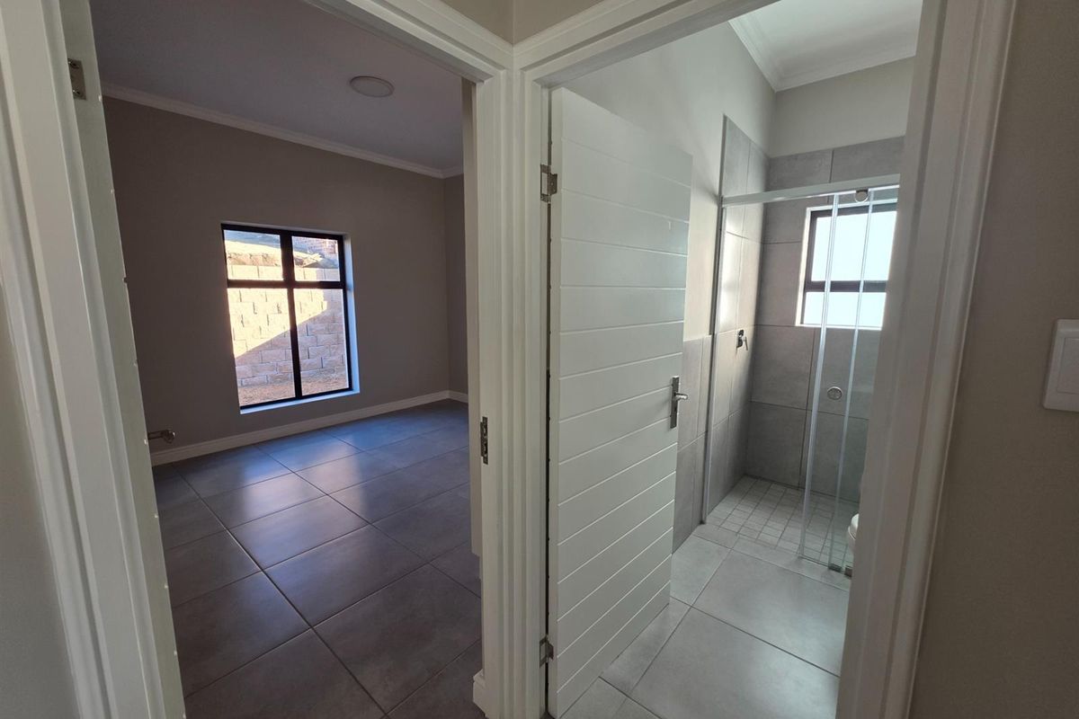 House For Sale in Hartenbos - Photo 5