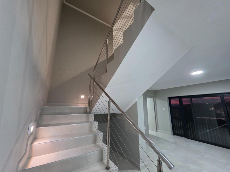 Modern 4 Bedroom House For Sale in Karookraal - Photo 10